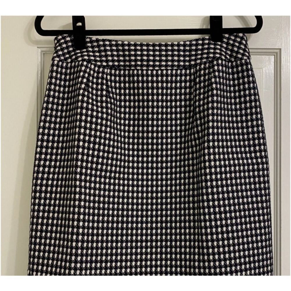 Ann Taylor Tweed Mini Skirt Black White Houndstooth A-Line Women’s Size 6 - Picture 9 of 9